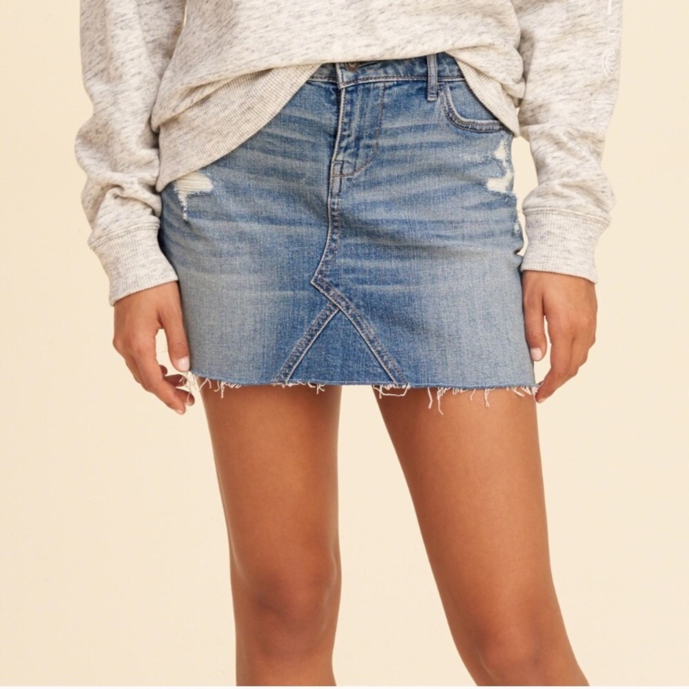 hollister low rise retro denim mini skirt